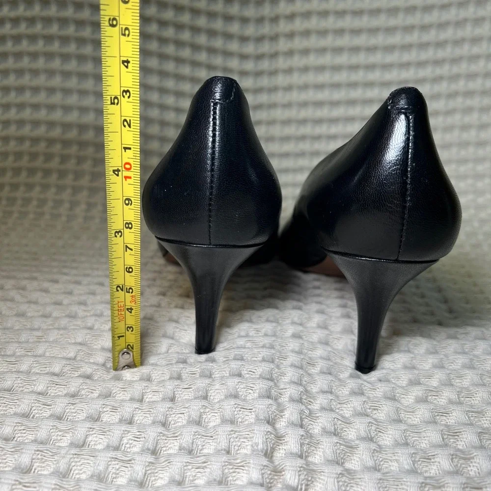 Nine West Y2K Margot Black Leather Pointed Toe Stiletto‎ Heels Women's Size 8M